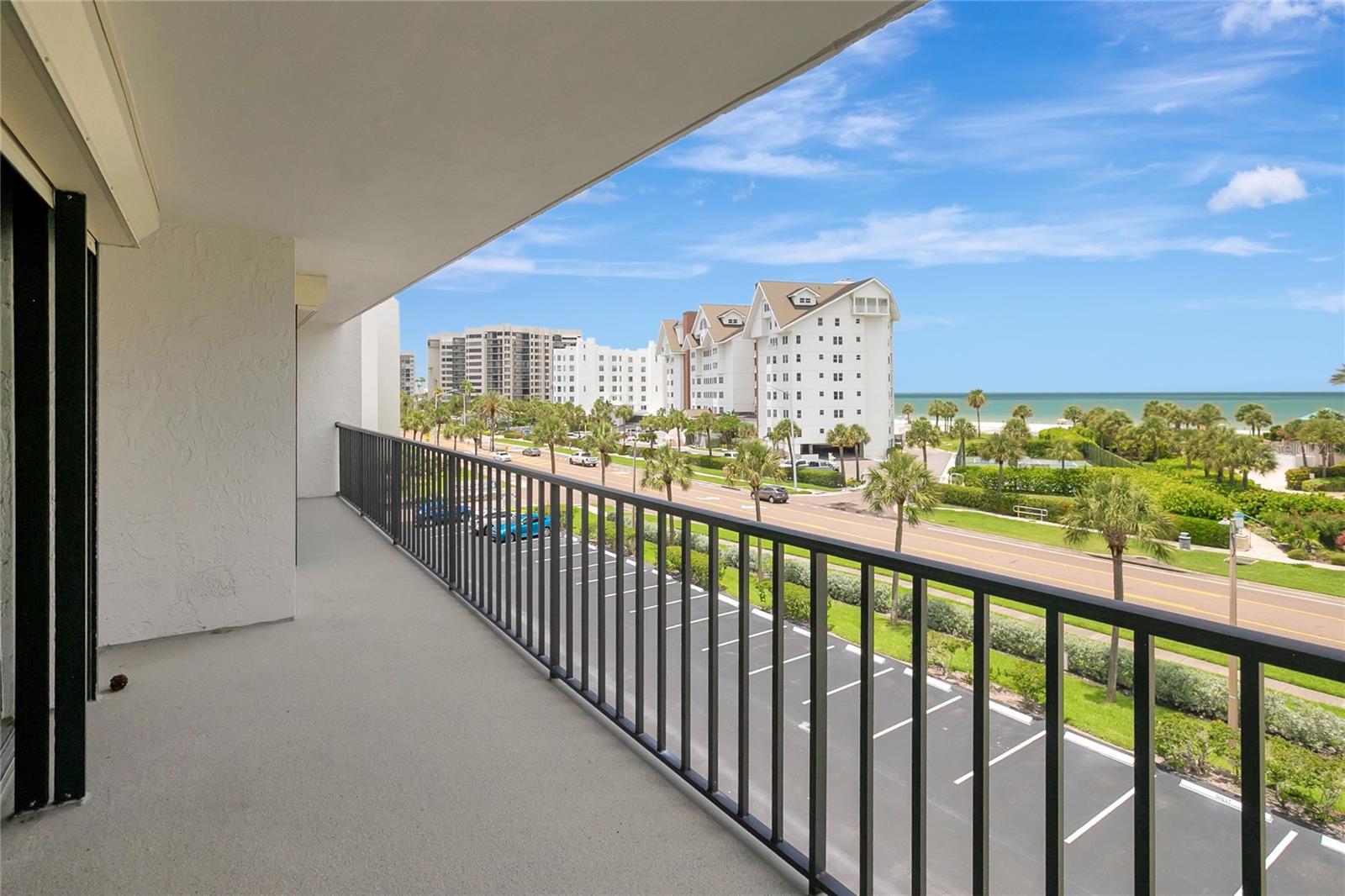 HARBOUR THE CONDO - Residential