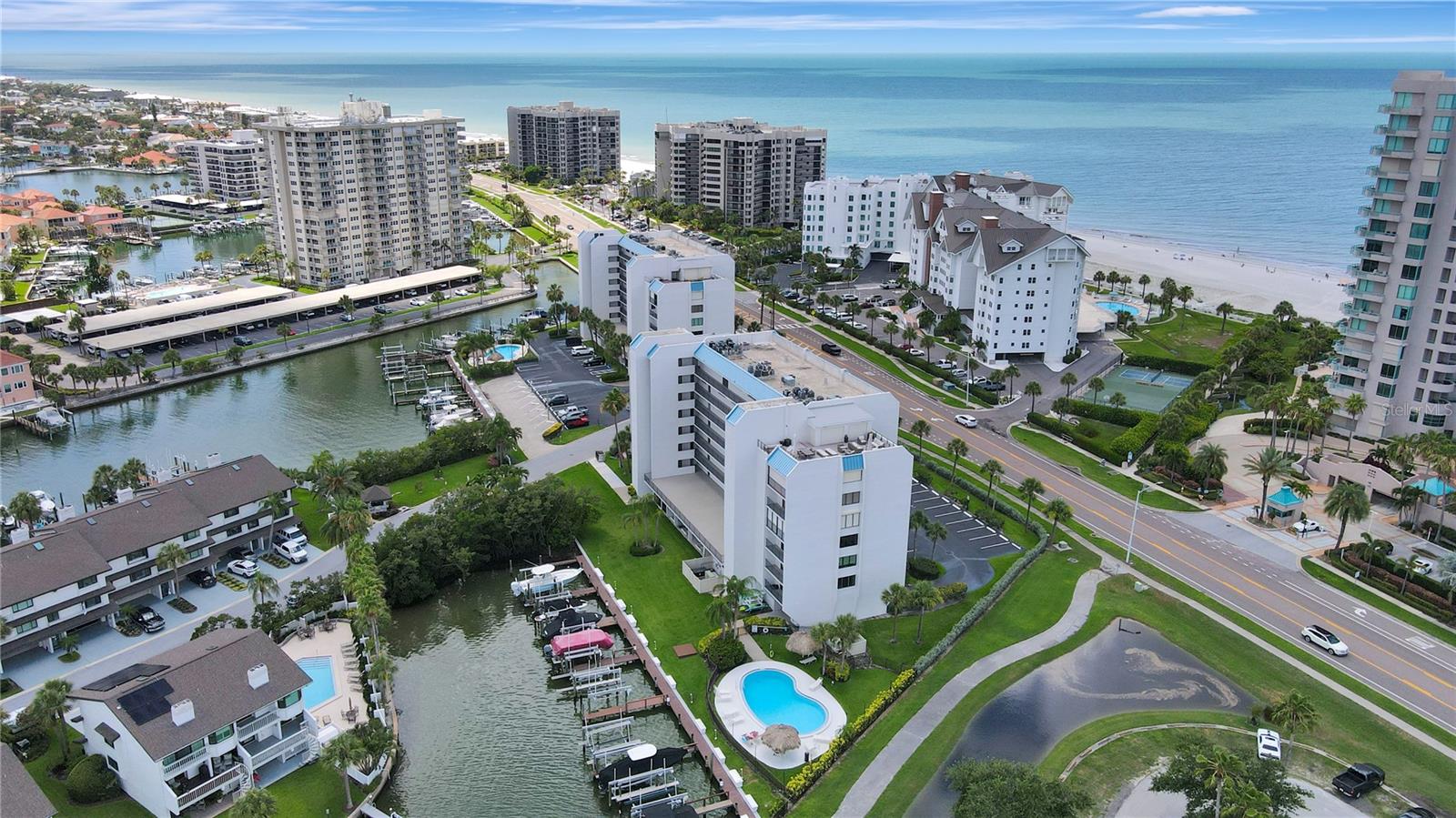 HARBOUR THE CONDO - Residential
