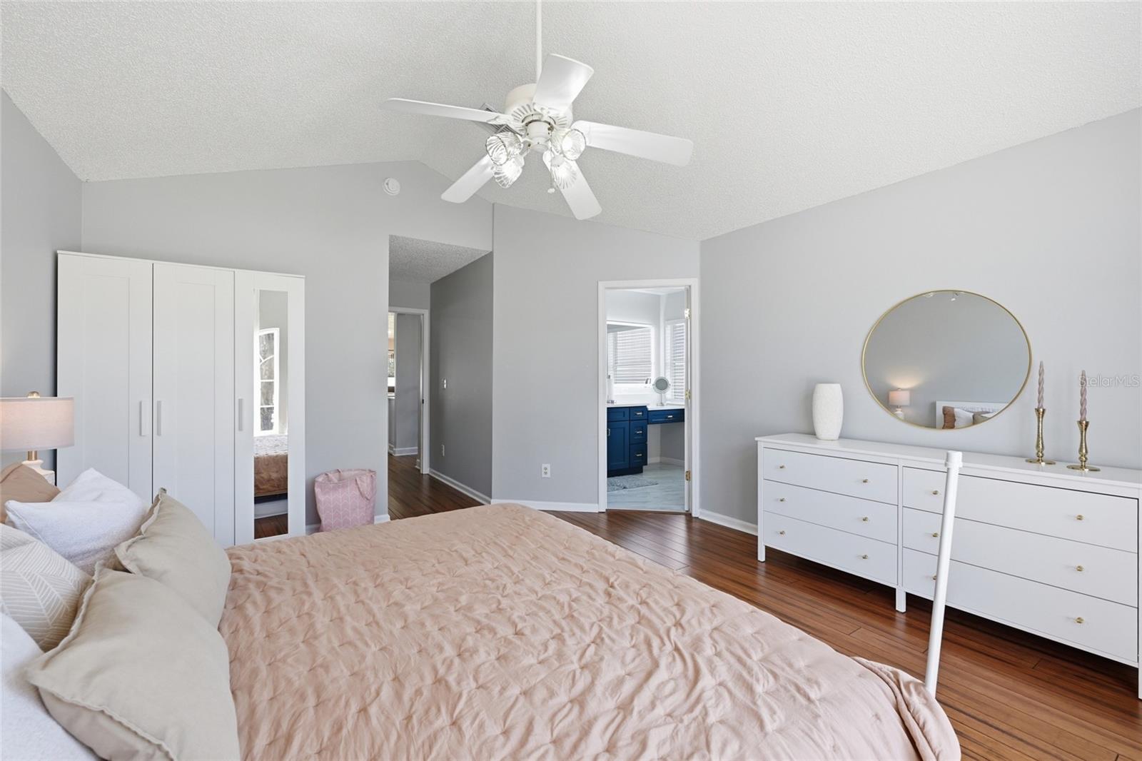 DERRIS CREEK UNIT ONE - Residential