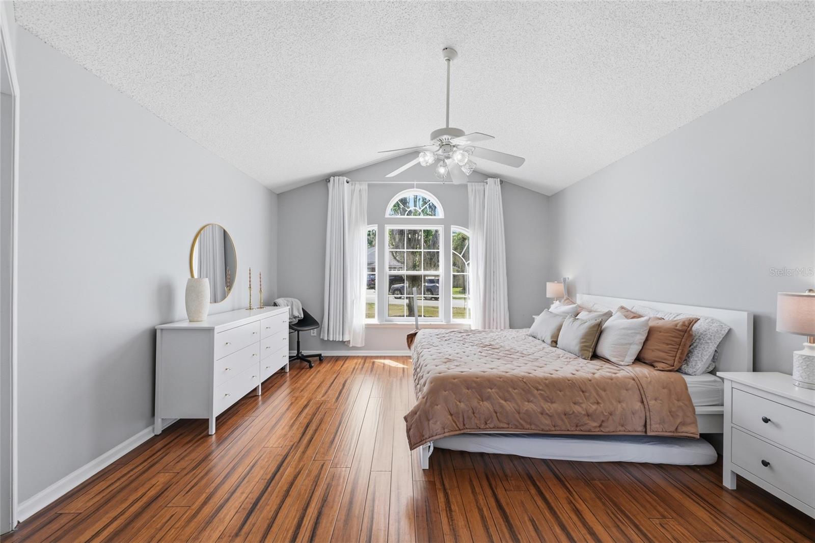 DERRIS CREEK UNIT ONE - Residential