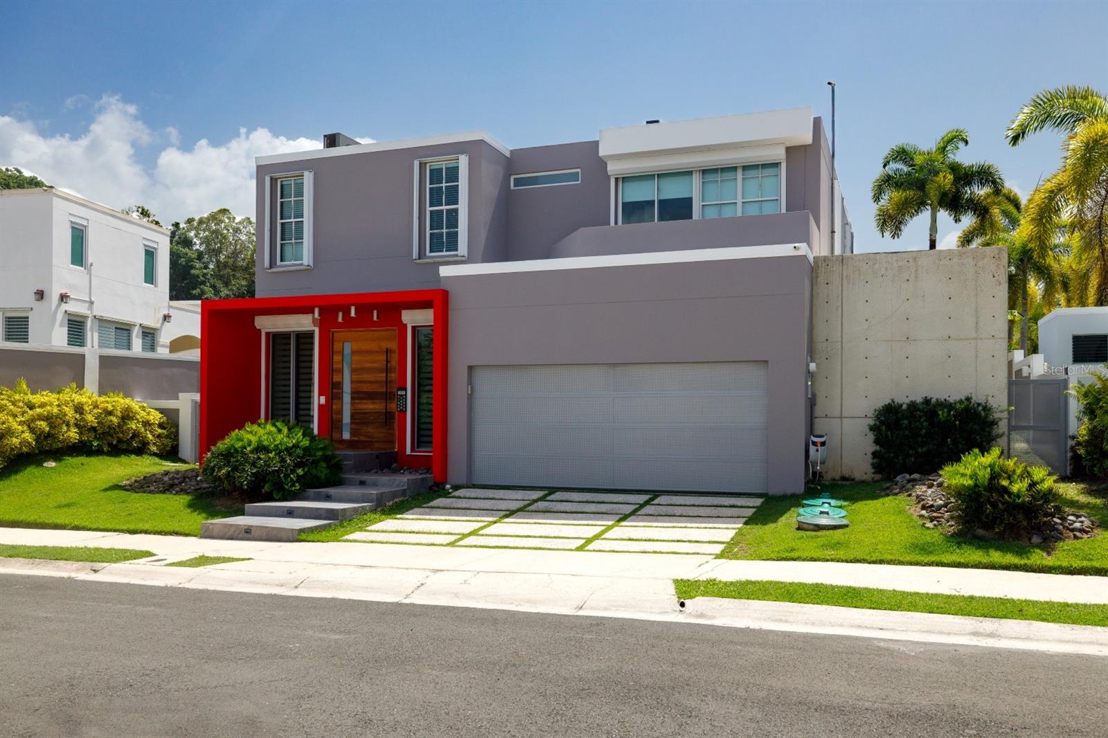 LOS ARBOLES DE MONTEHIEDRA - Residential
