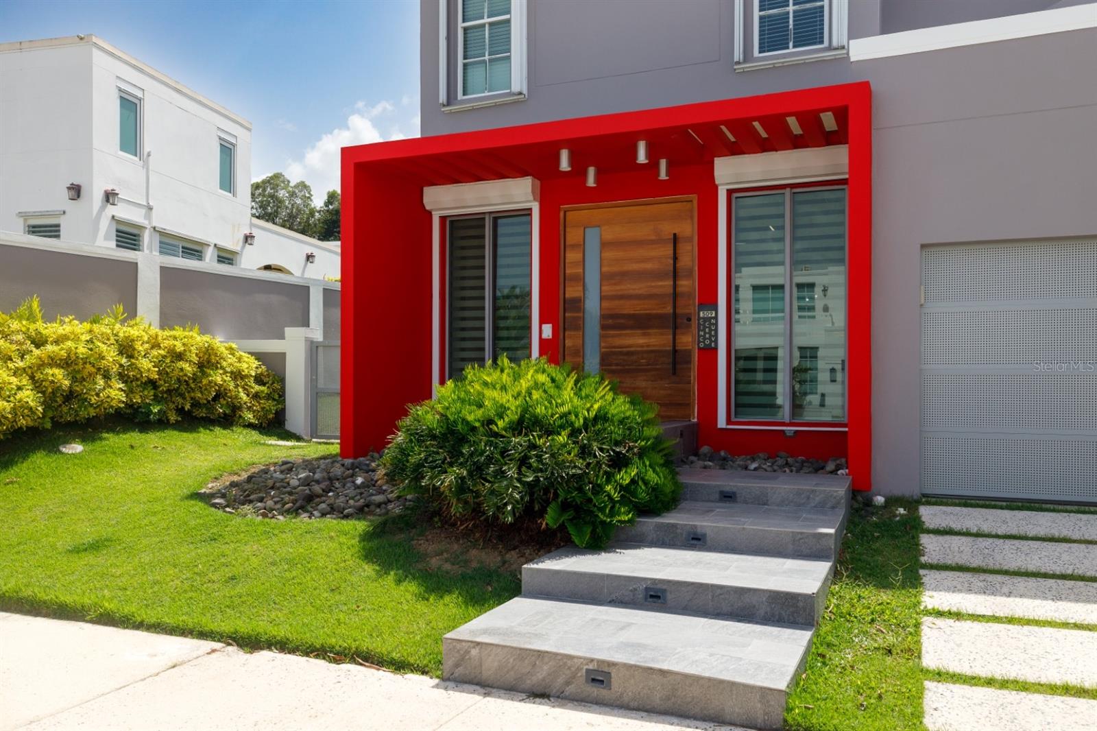 LOS ARBOLES DE MONTEHIEDRA - Residential
