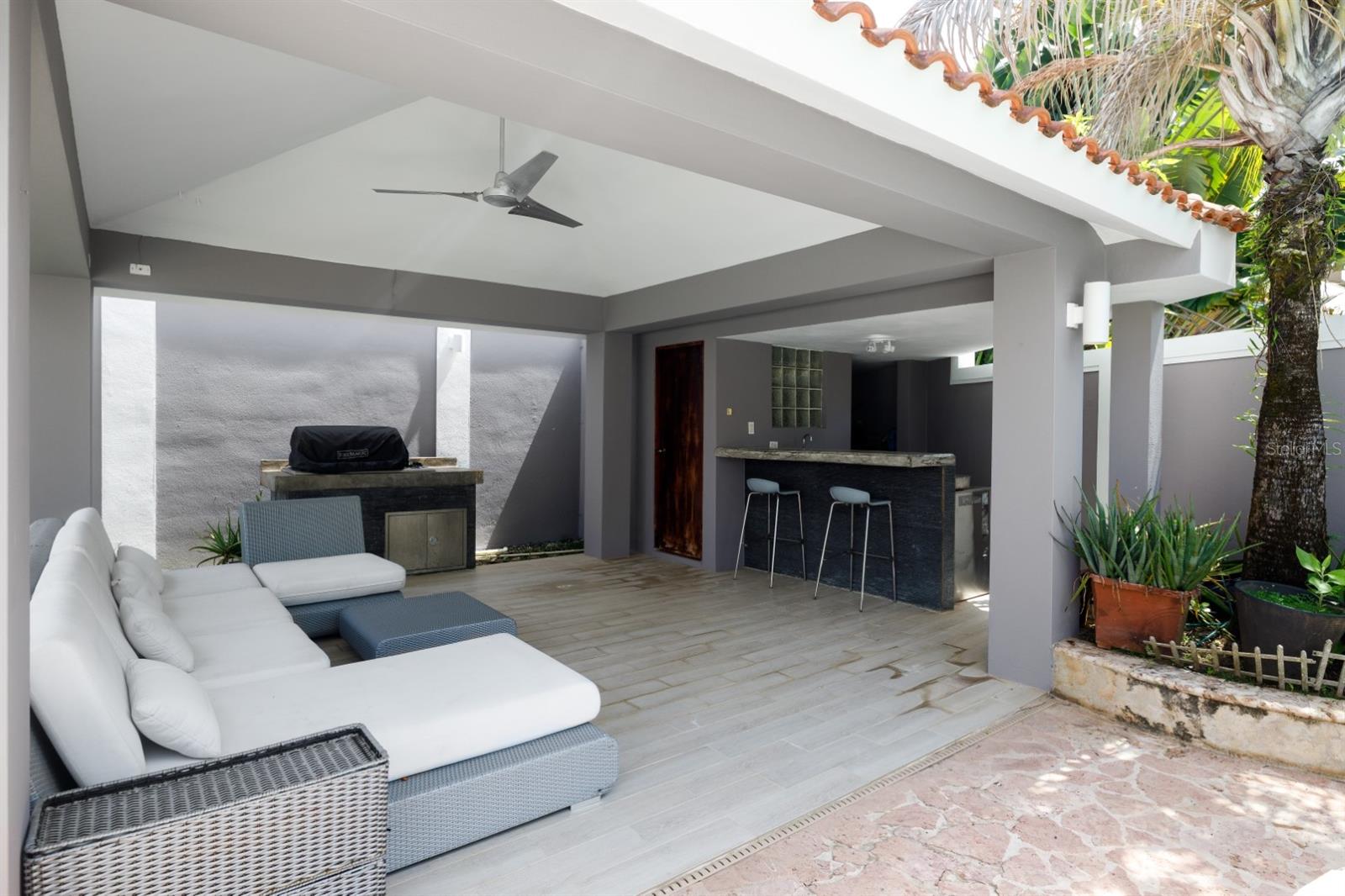 LOS ARBOLES DE MONTEHIEDRA - Residential