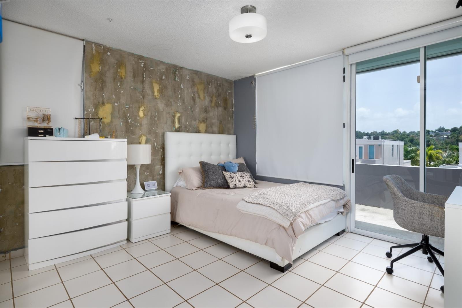 LOS ARBOLES DE MONTEHIEDRA - Residential