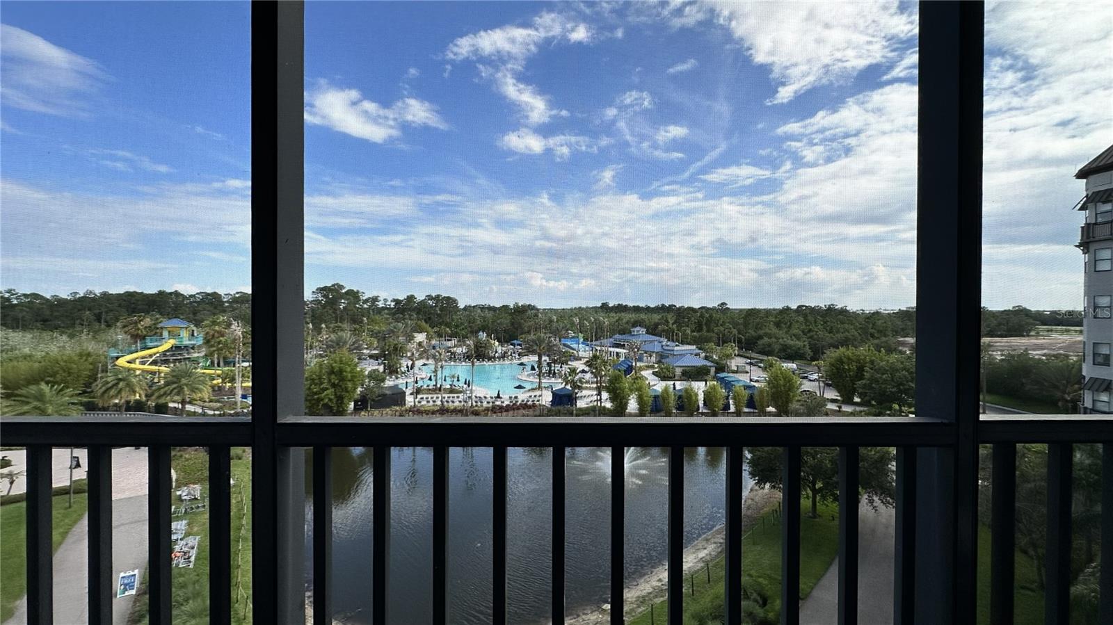 GROVE RESIDENCE & SPA HOTEL CONDO 3 - Residential