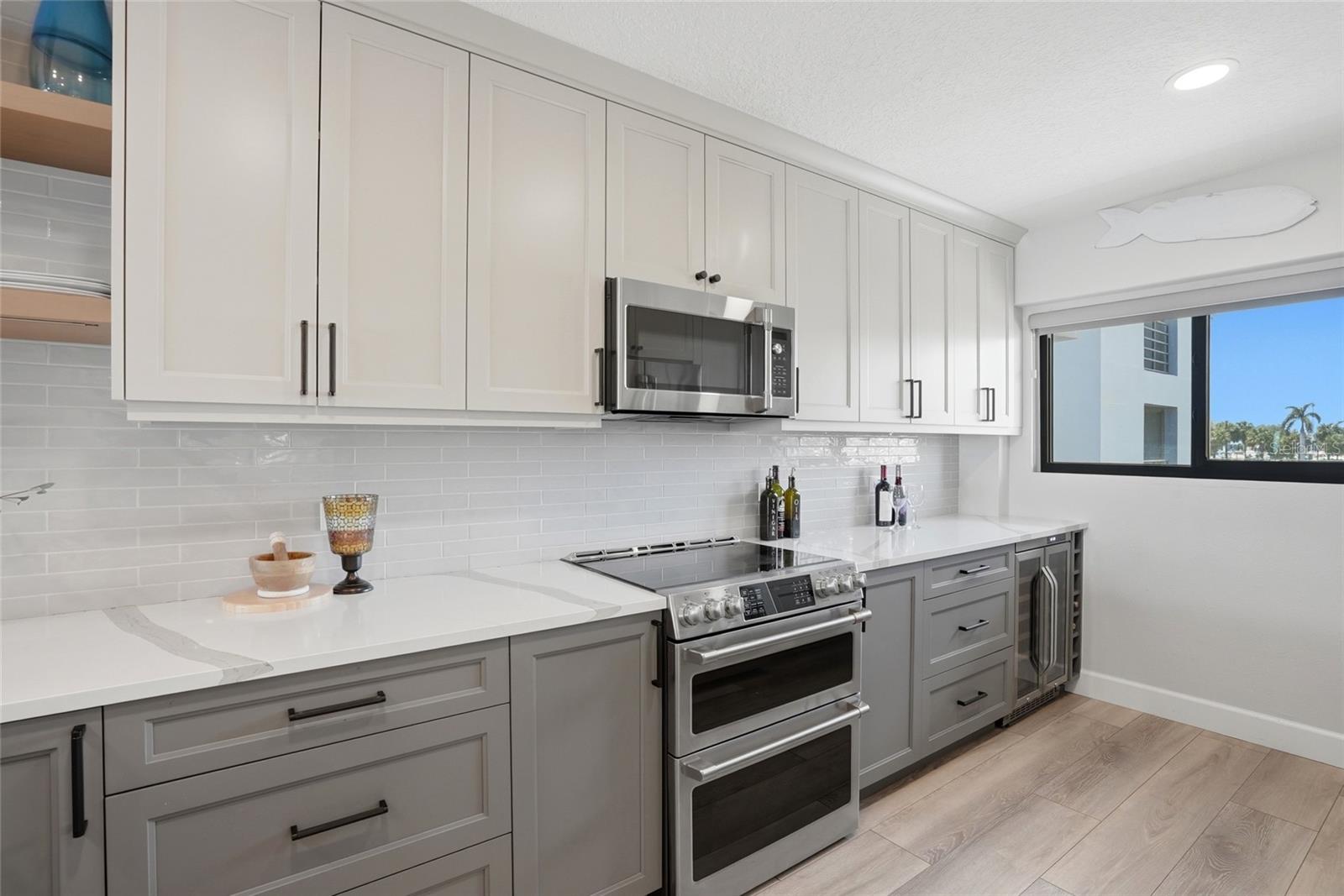 ANCHOR COVE 1 CONDO - Residential