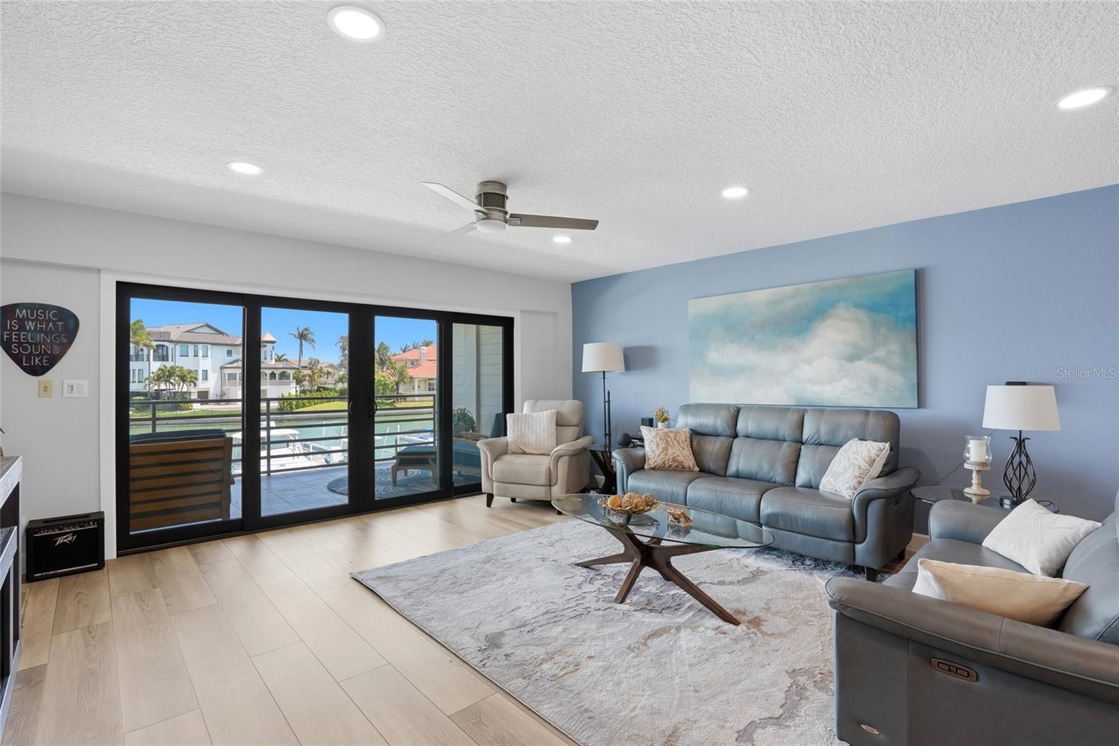 ANCHOR COVE 1 CONDO - Residential