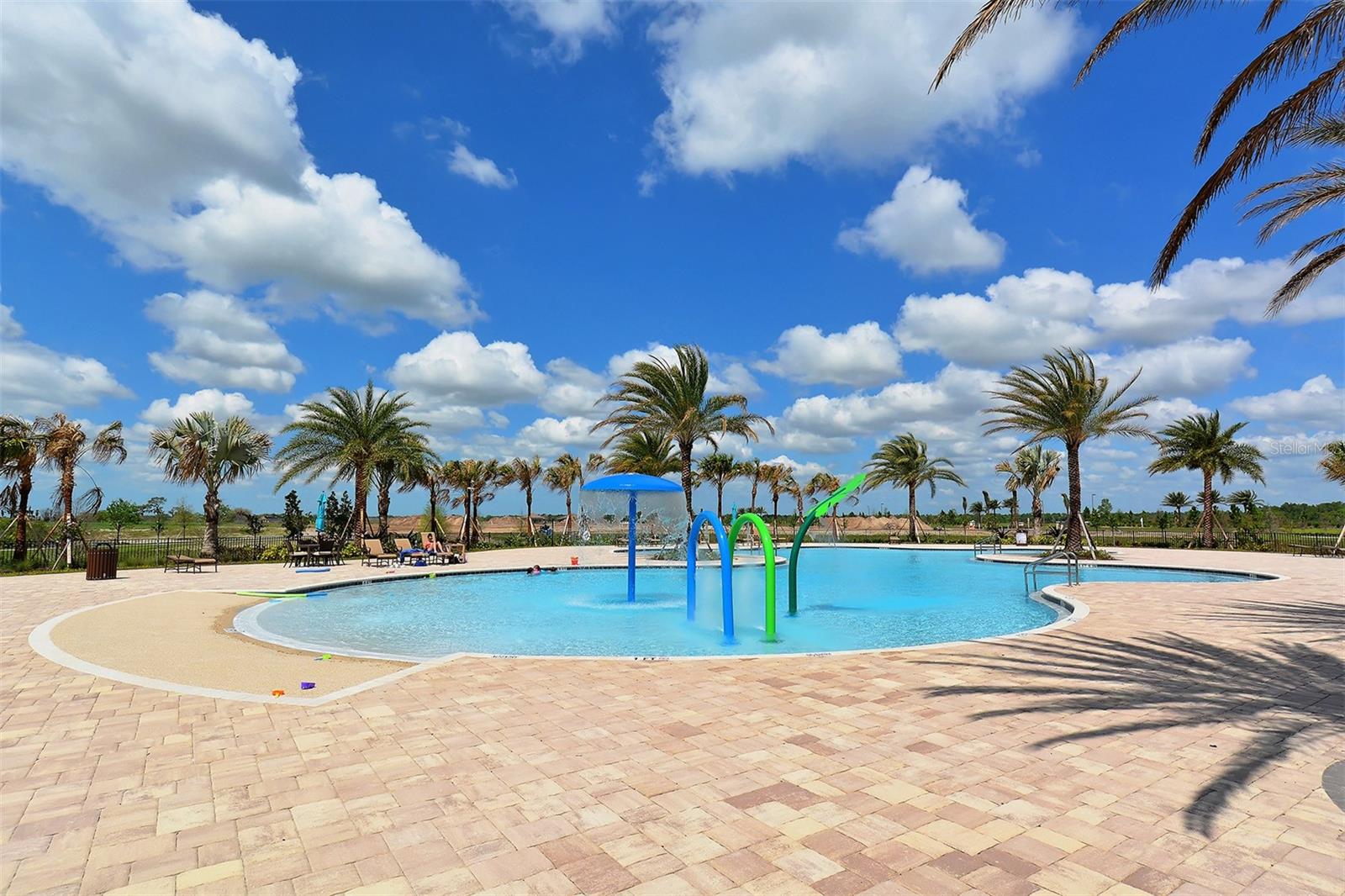 COUNTRY CLUB EAST AT LAKEWD RNCH QQ1 1 - Residential
