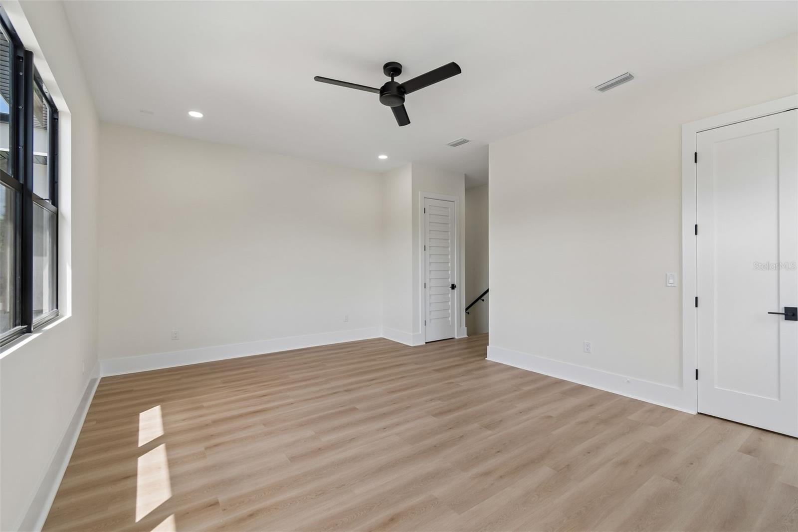 ANITA SUB - Residential