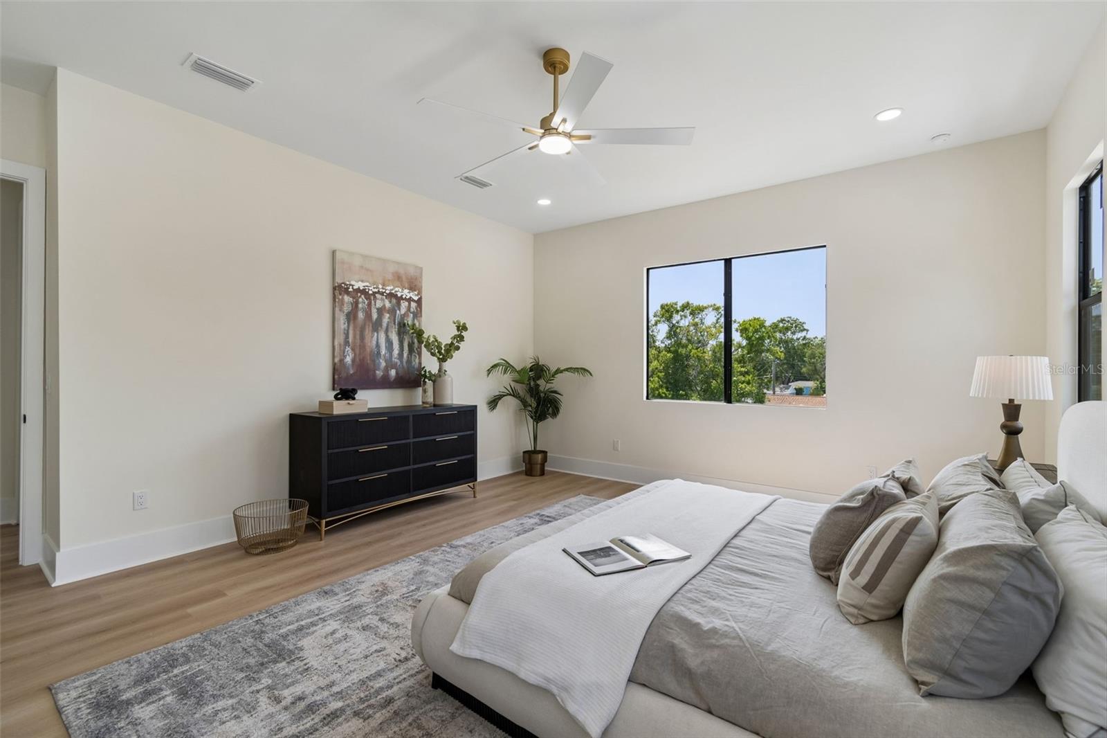 ANITA SUB - Residential