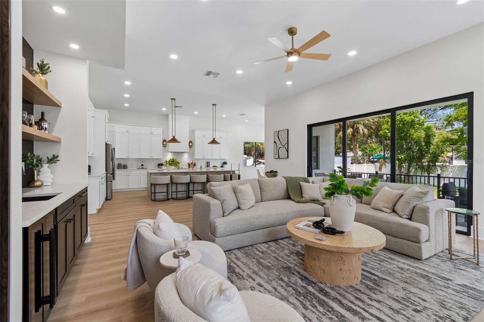 ANITA SUB - Residential