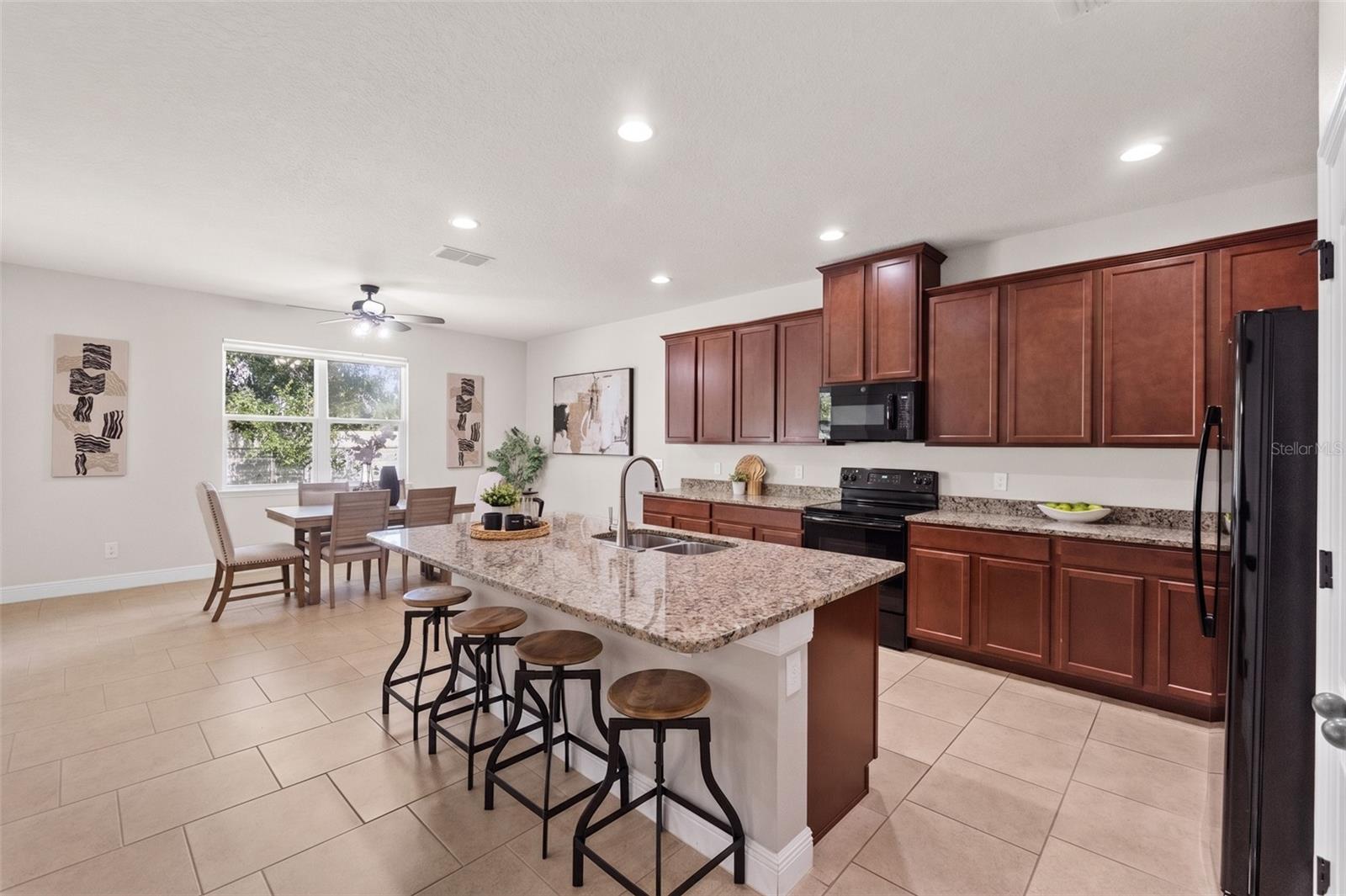 KENSINGTON RESERVE - Residential