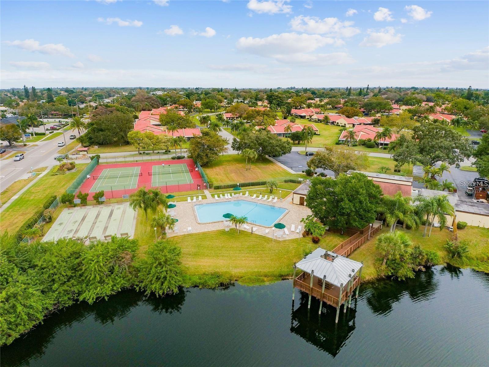 MEADOWCROFT NORTH - Residential