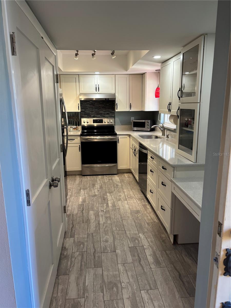 MEADOWCROFT NORTH - Residential