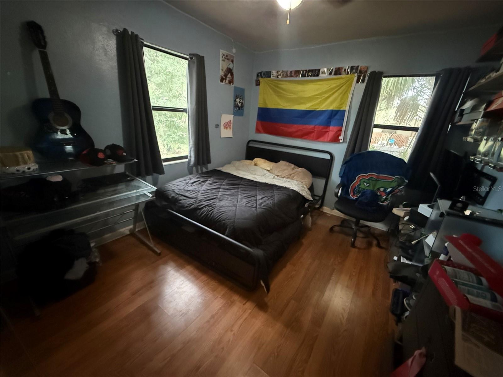 TRIANGLE ACRES - Residential