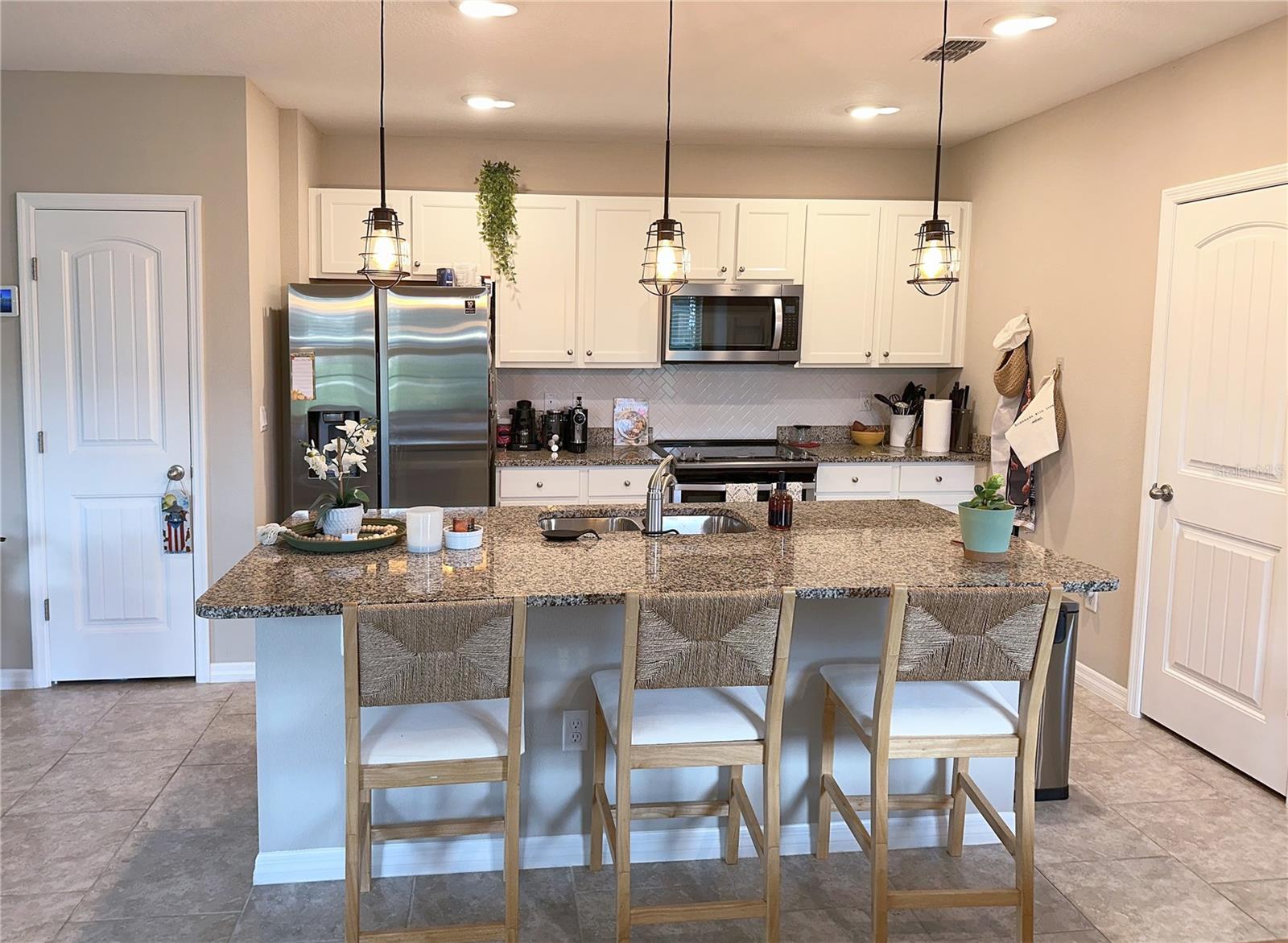 WATERLEIGH PH 2E - Residential Lease