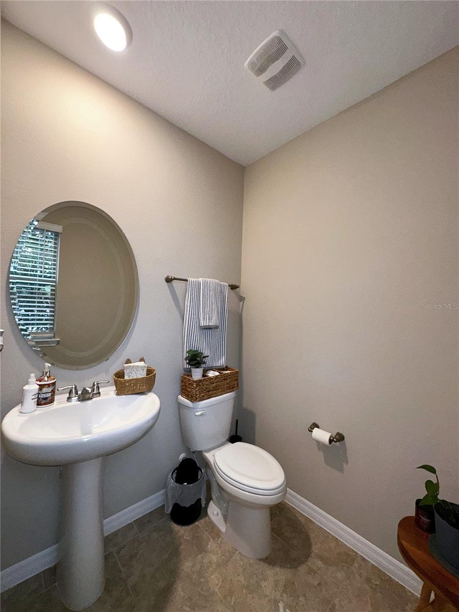 WATERLEIGH PH 2E - Residential Lease