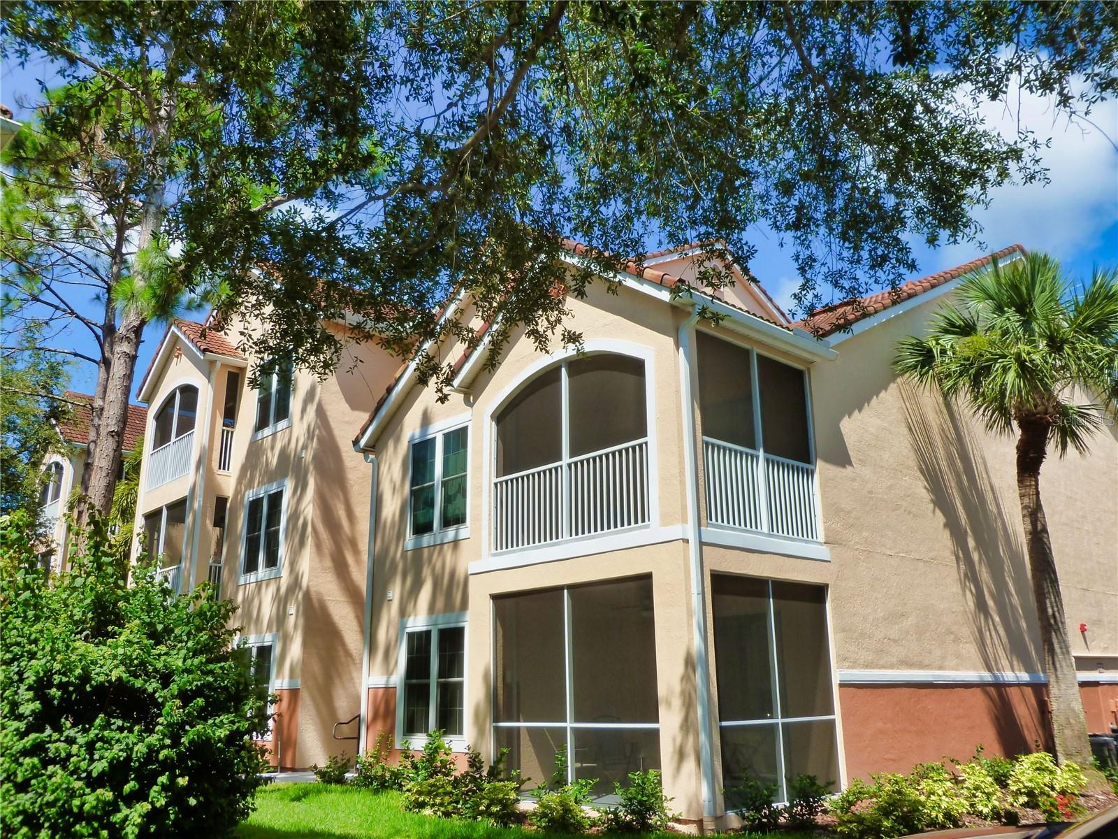BELLA VILLINO III - Residential Lease