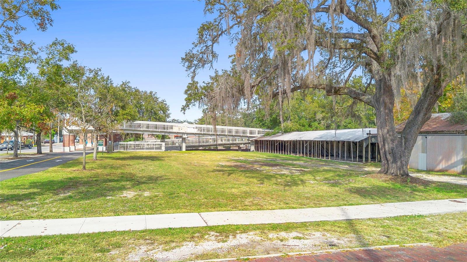 APOPKA TOWN OF (CHAMPNEY PORTION) - Land