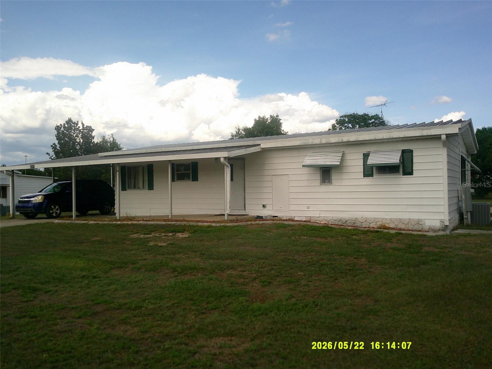 LAKE WEIR HARBOR ESTATE - Residential Lease