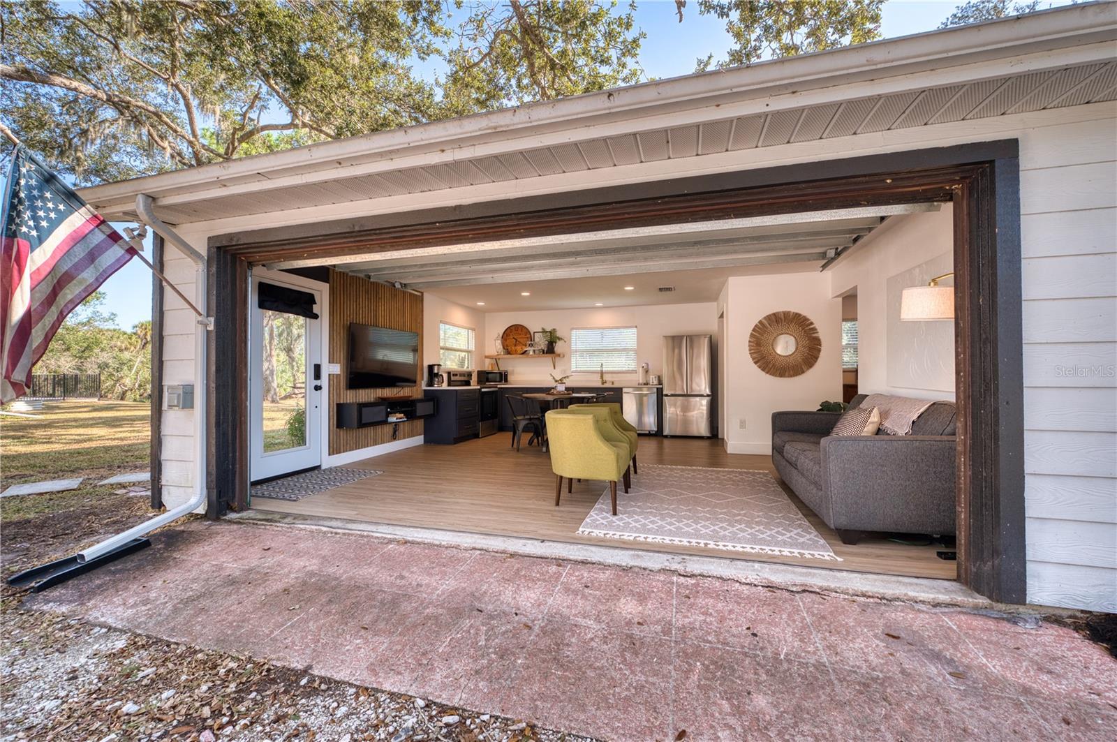 ACREAGE - Residential
