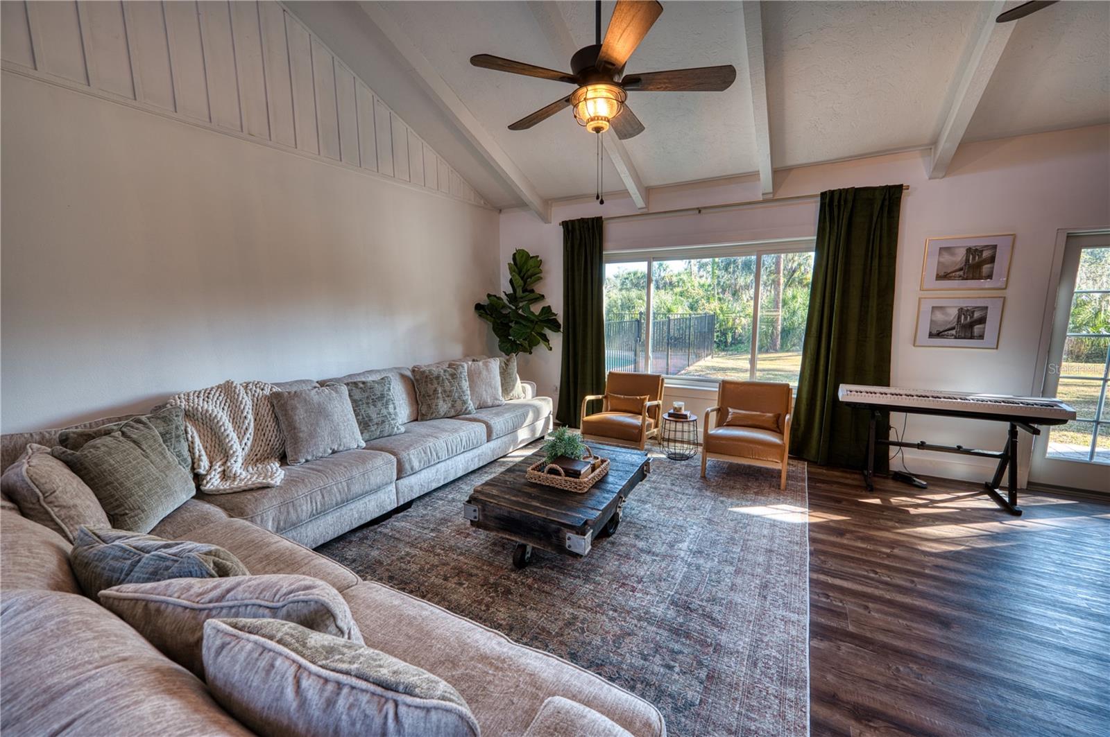 ACREAGE - Residential