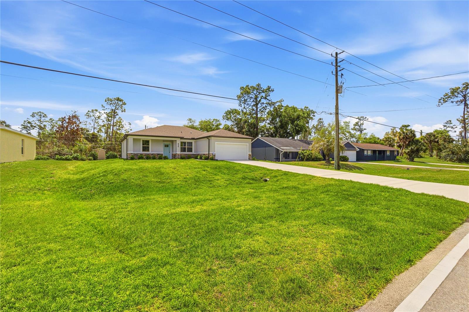 1570 - PORT CHARLOTTE SUB 24 - Residential