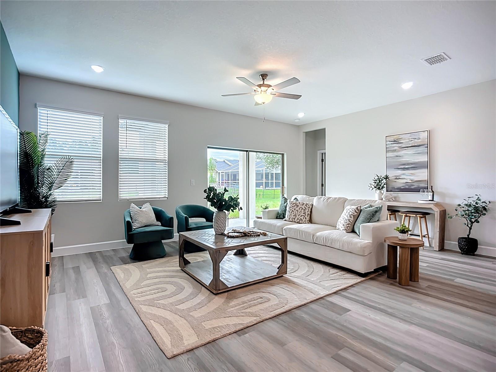 1570 - PORT CHARLOTTE SUB 24 - Residential