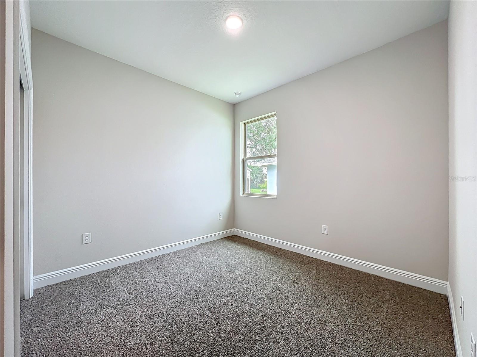 1570 - PORT CHARLOTTE SUB 24 - Residential