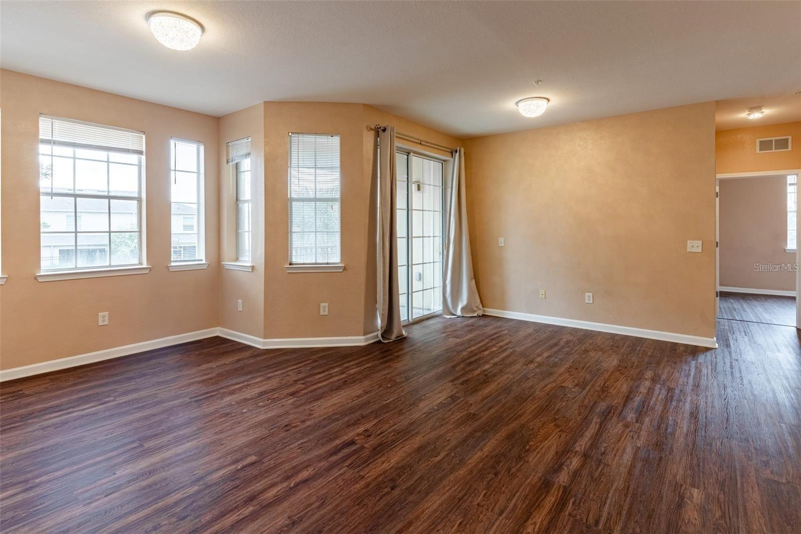 TERRACE RIDGE AT TOWN CENTER EAST CONDO - Residential