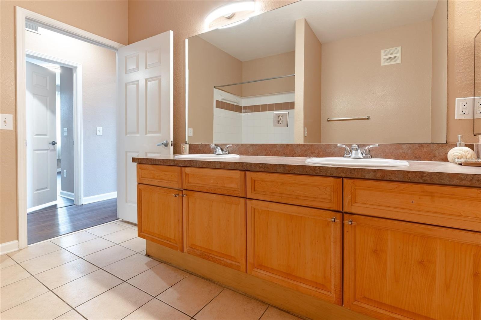 TERRACE RIDGE AT TOWN CENTER EAST CONDO - Residential
