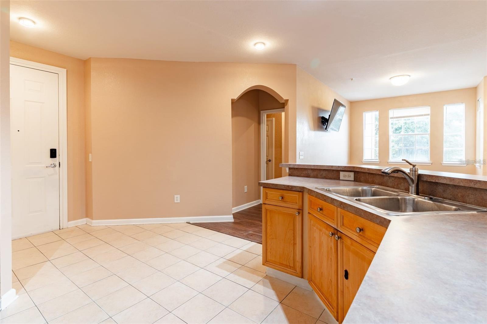 TERRACE RIDGE AT TOWN CENTER EAST CONDO - Residential