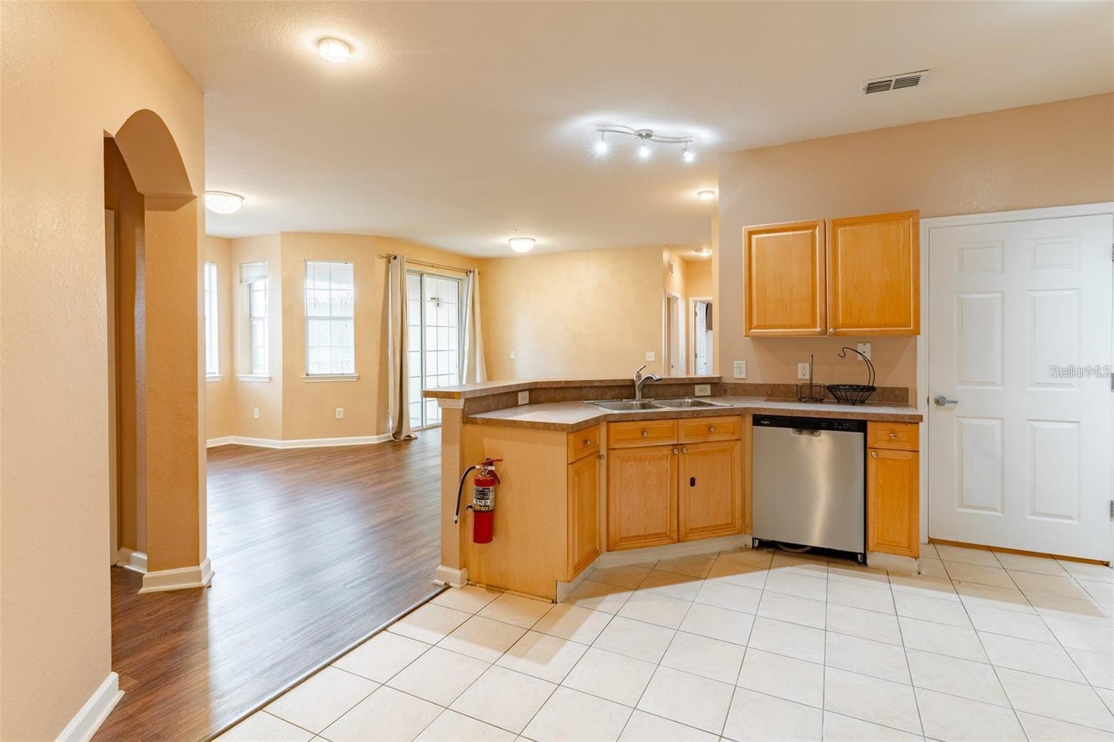 TERRACE RIDGE AT TOWN CENTER EAST CONDO - Residential