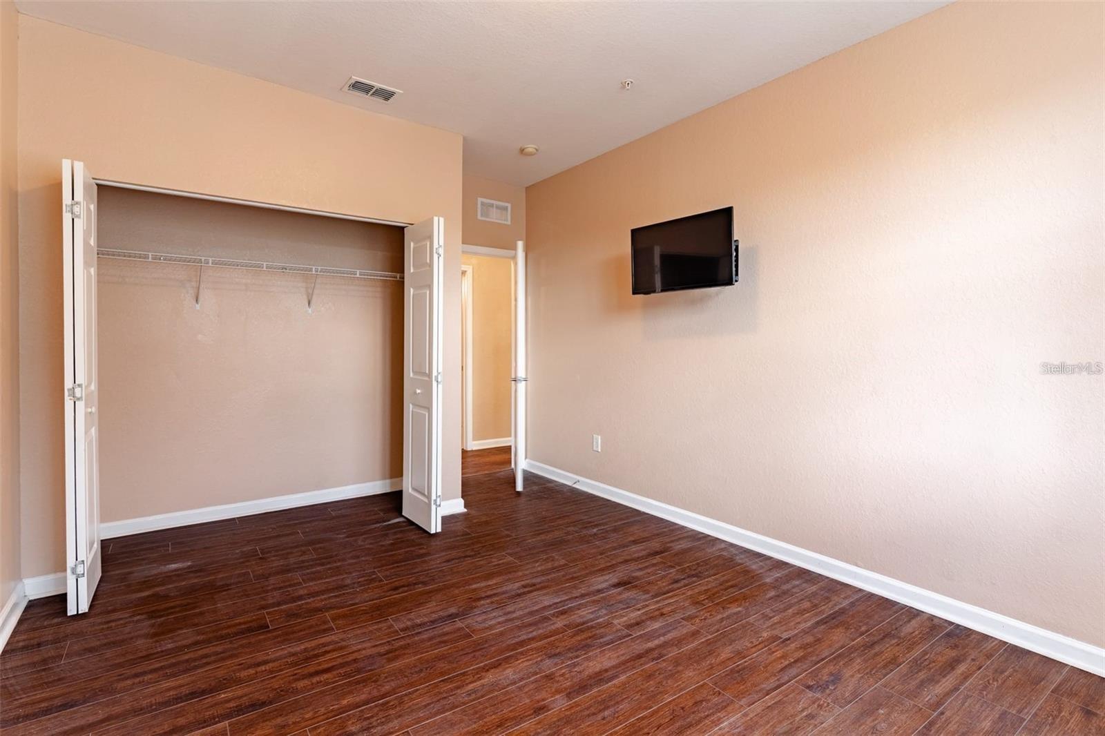 TERRACE RIDGE AT TOWN CENTER EAST CONDO - Residential