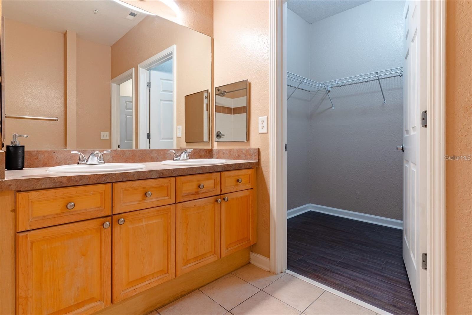 TERRACE RIDGE AT TOWN CENTER EAST CONDO - Residential