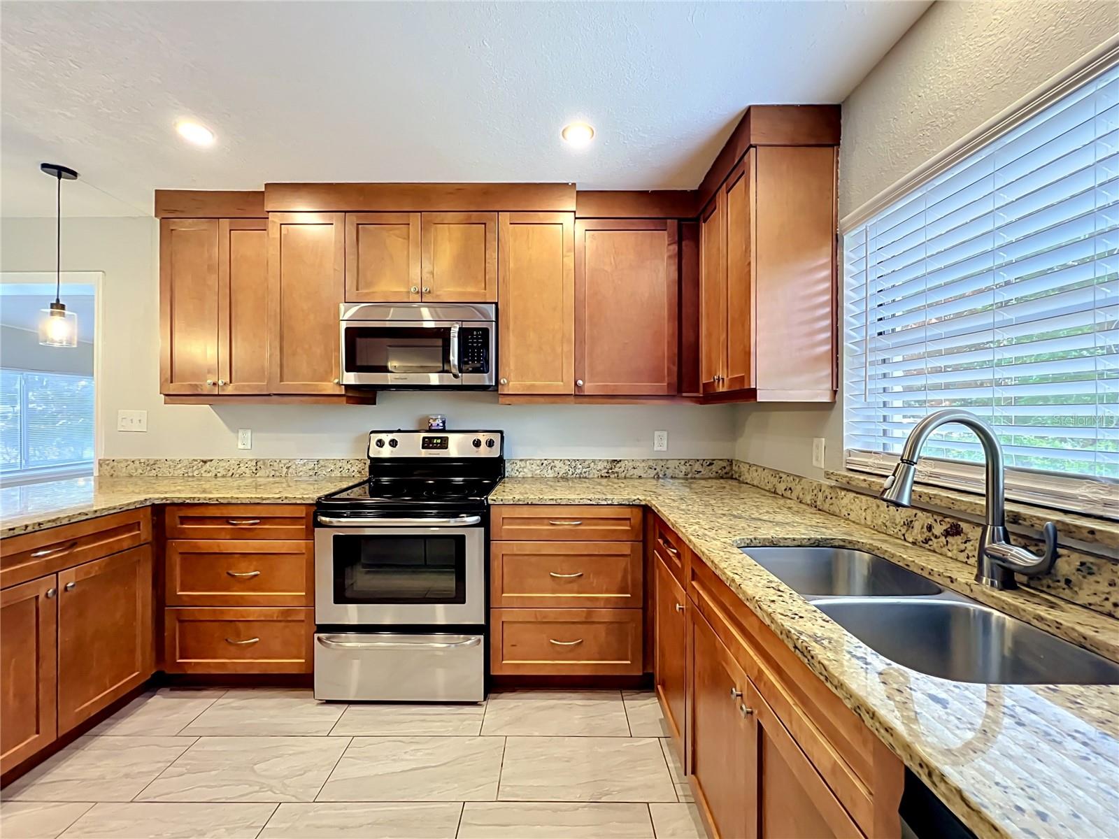 ROBINSDALE - Residential Lease