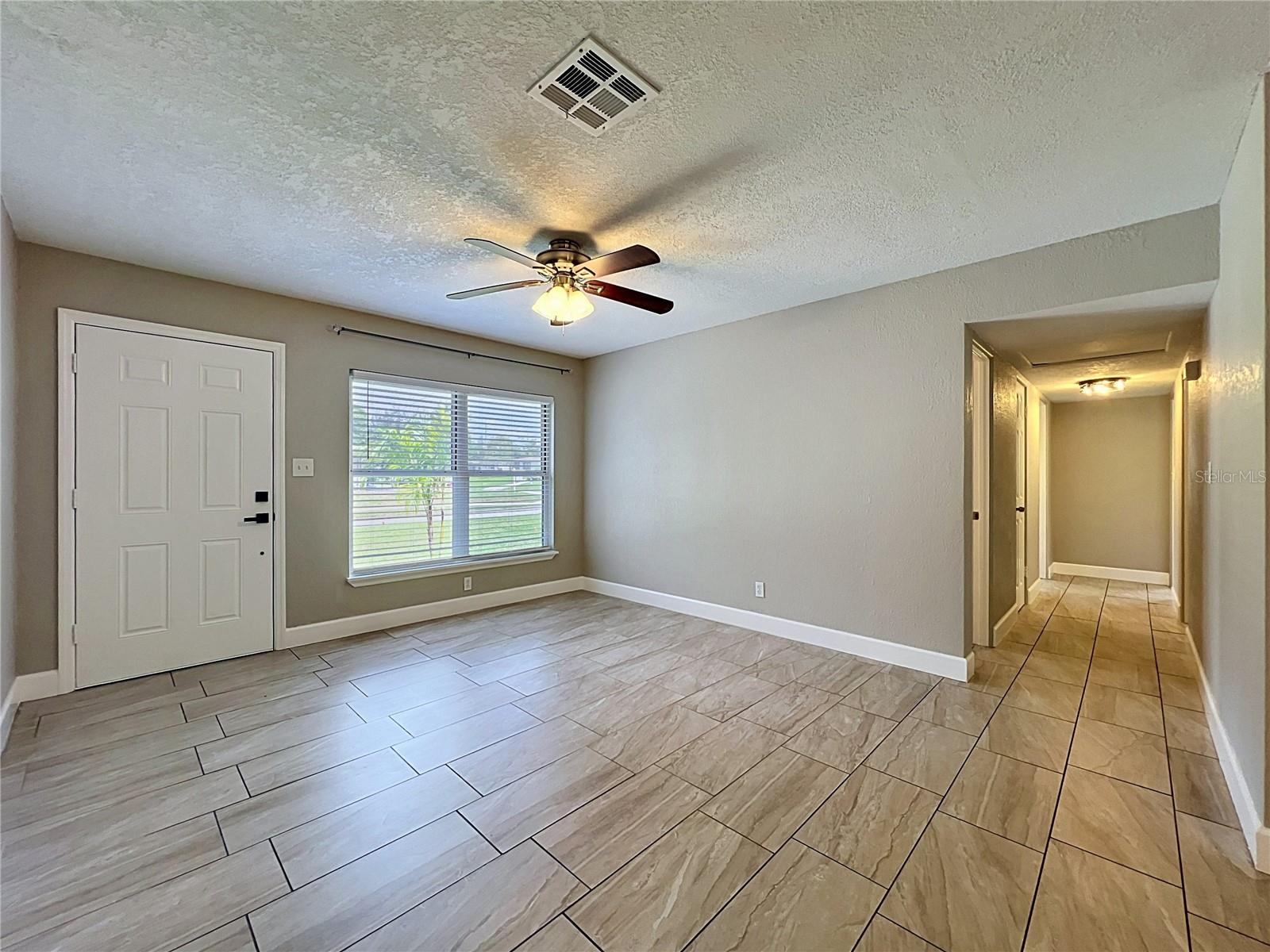 ROBINSDALE - Residential Lease