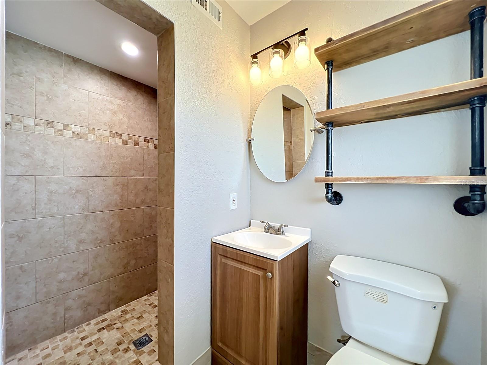 ROBINSDALE - Residential Lease