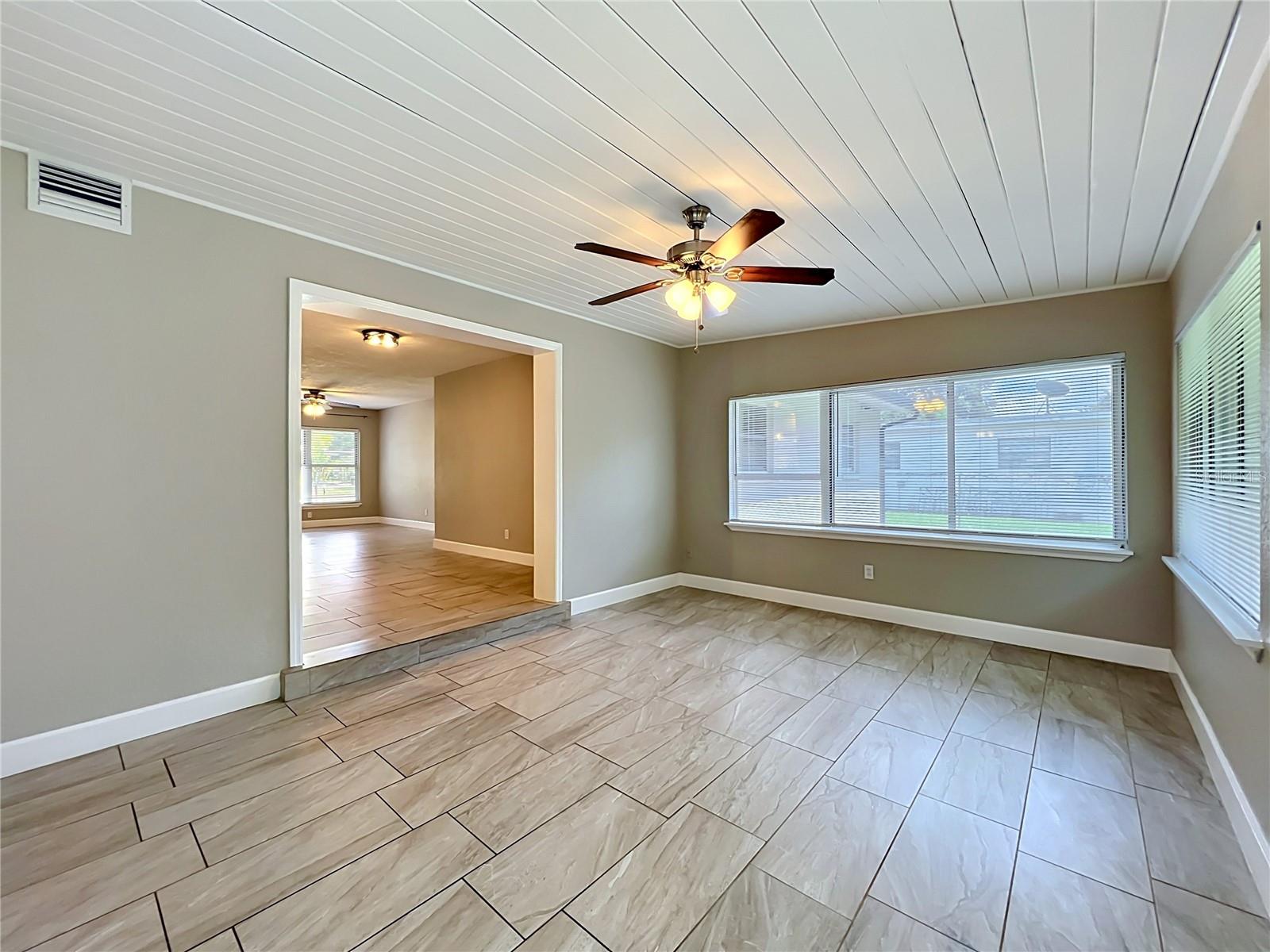 ROBINSDALE - Residential Lease