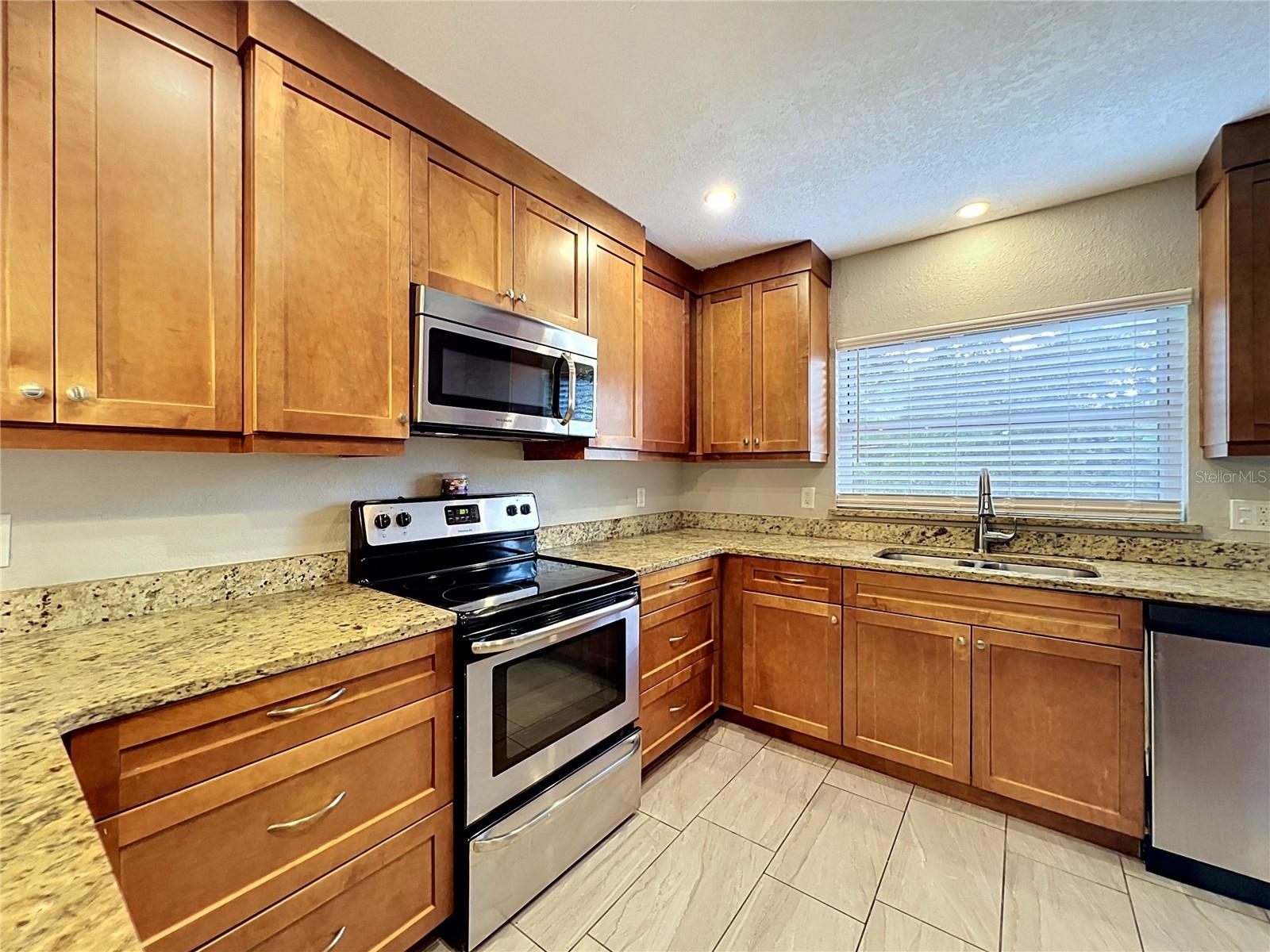 ROBINSDALE - Residential Lease