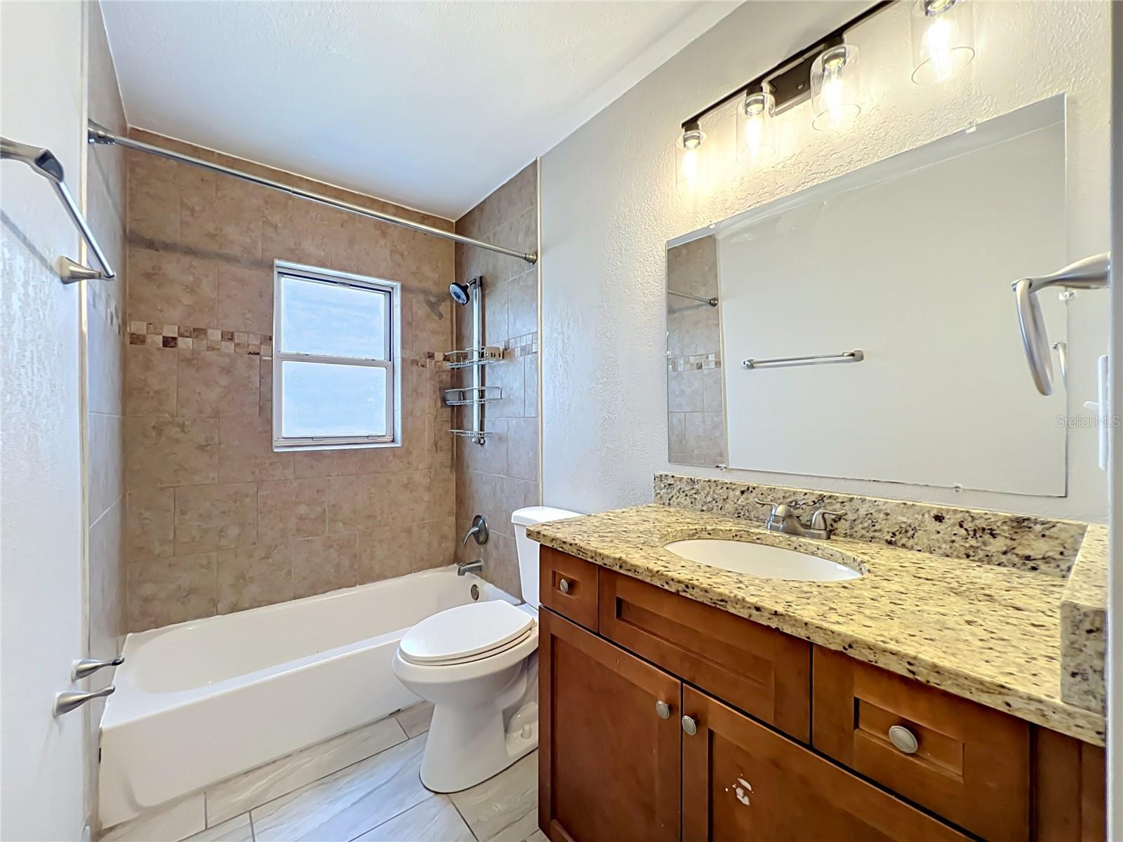 ROBINSDALE - Residential Lease