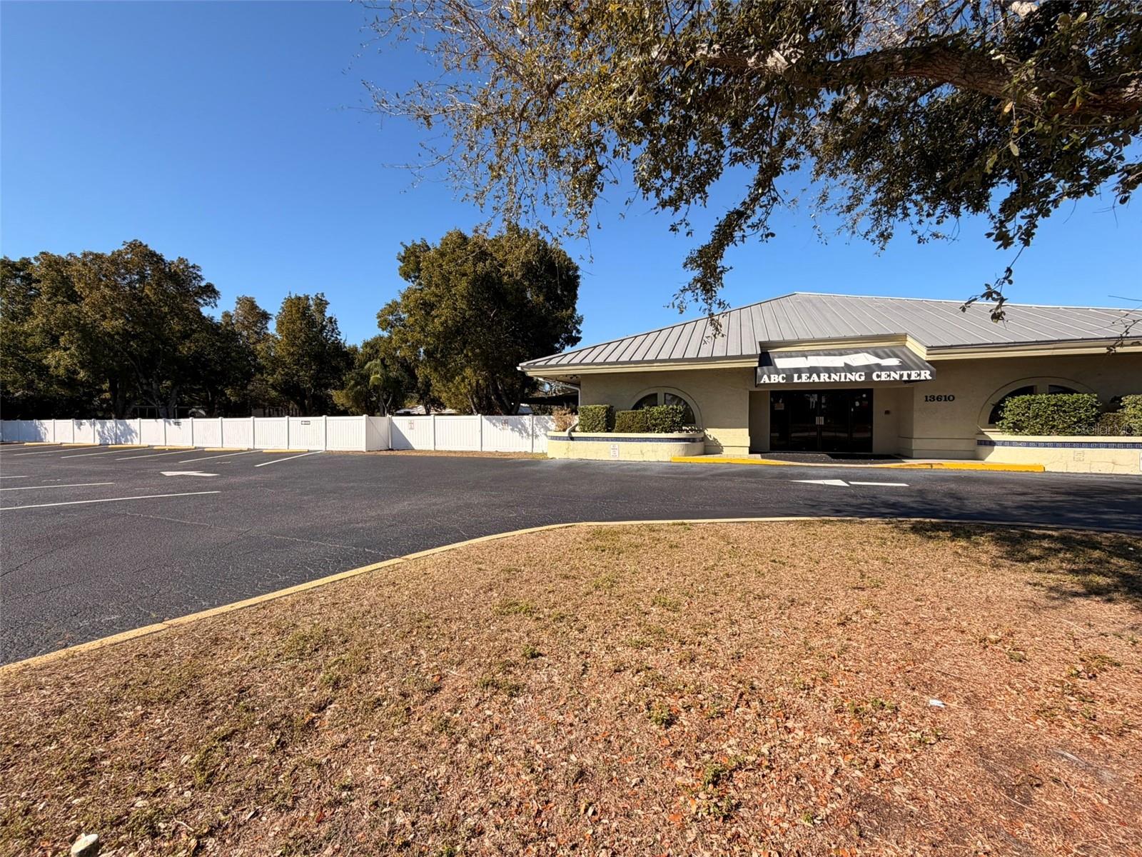 ACREAGE & UNREC - Commercial Sale