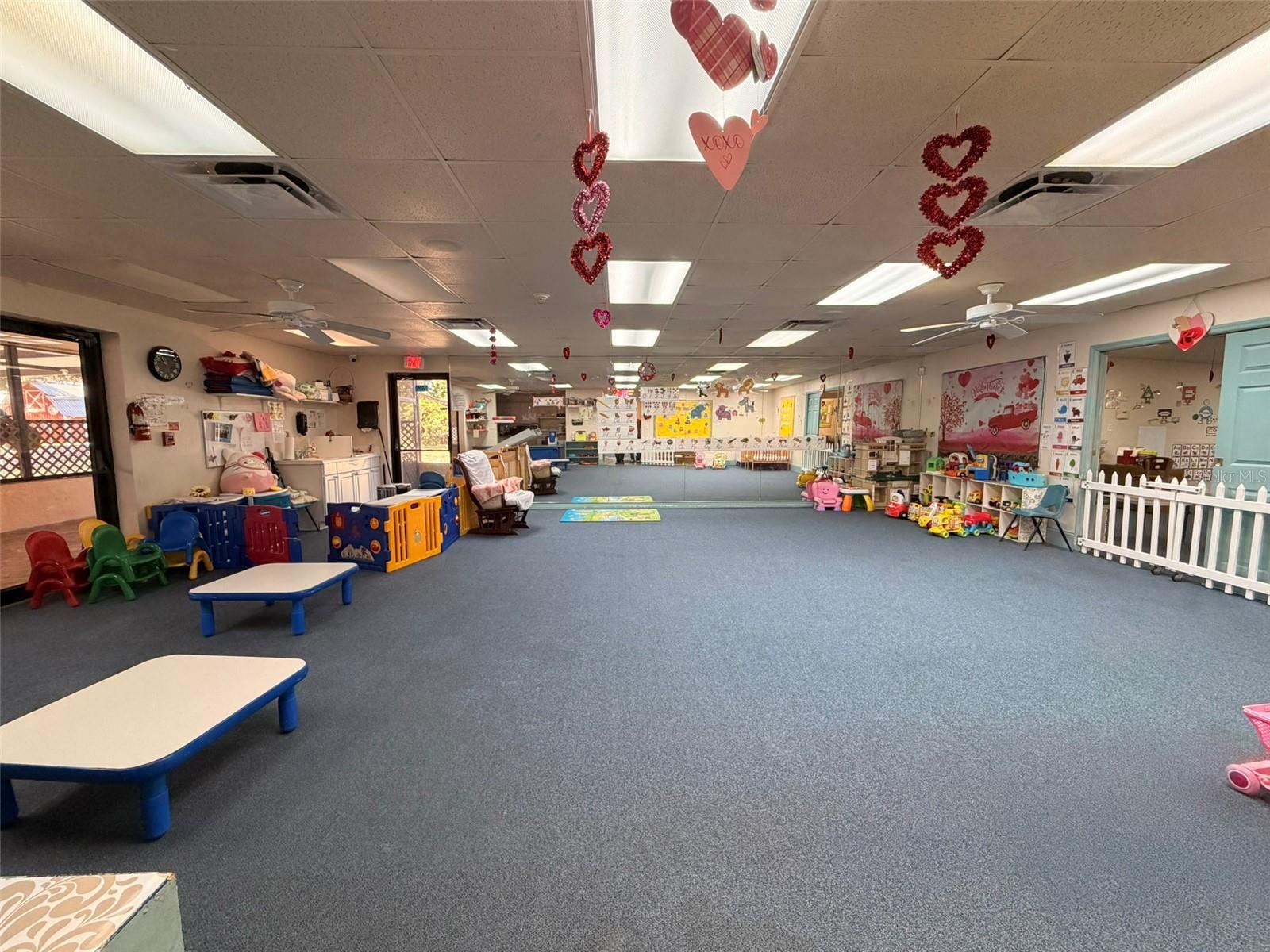 ACREAGE & UNREC - Commercial Sale