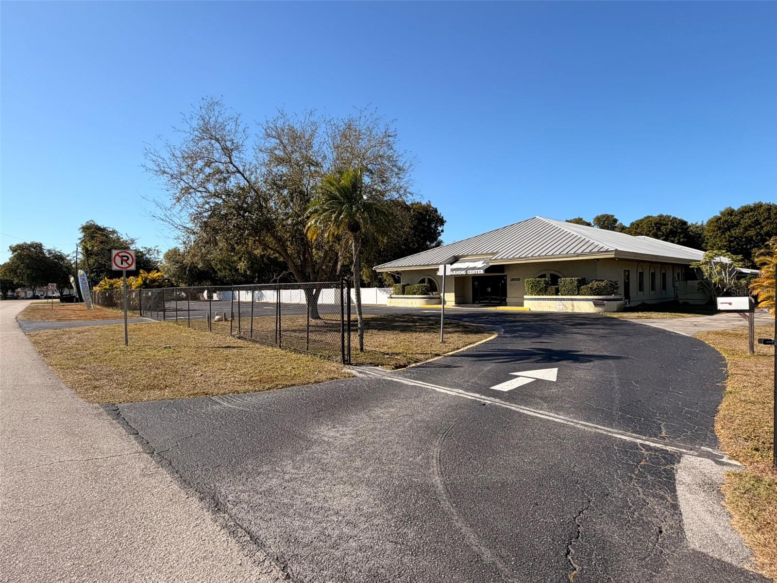 ACREAGE & UNREC - Commercial Sale