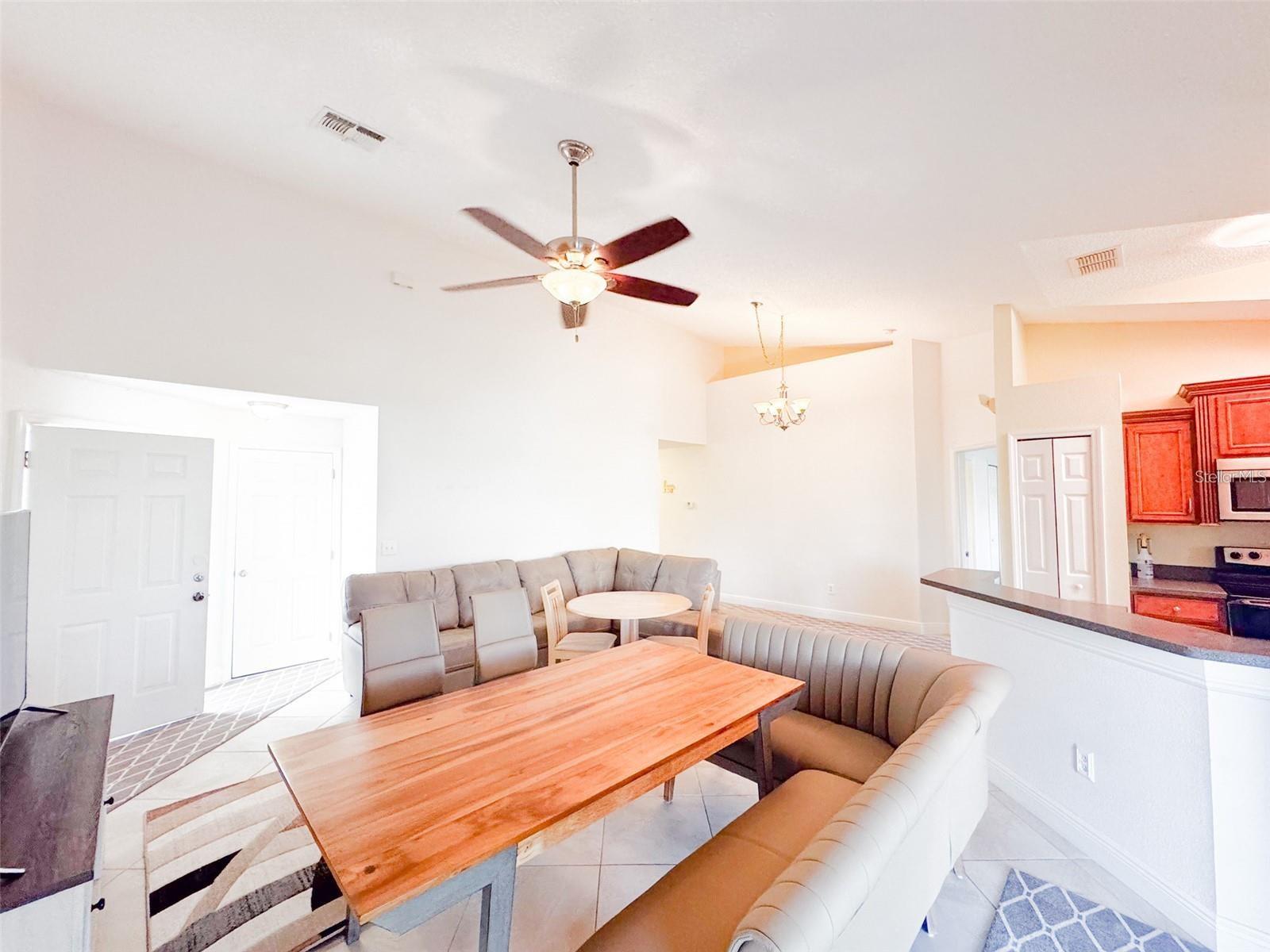 VILLAS DE AUGUSTINE REP - Residential Lease