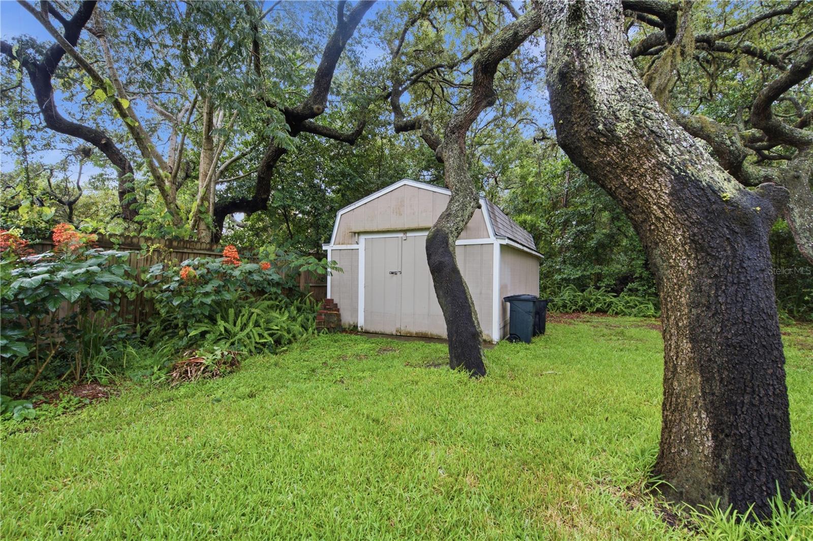 OAK RIDGE - Residential