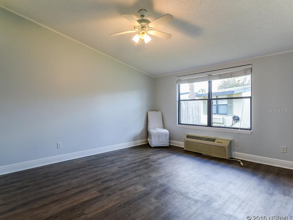 Riverwalk Condo - Residential