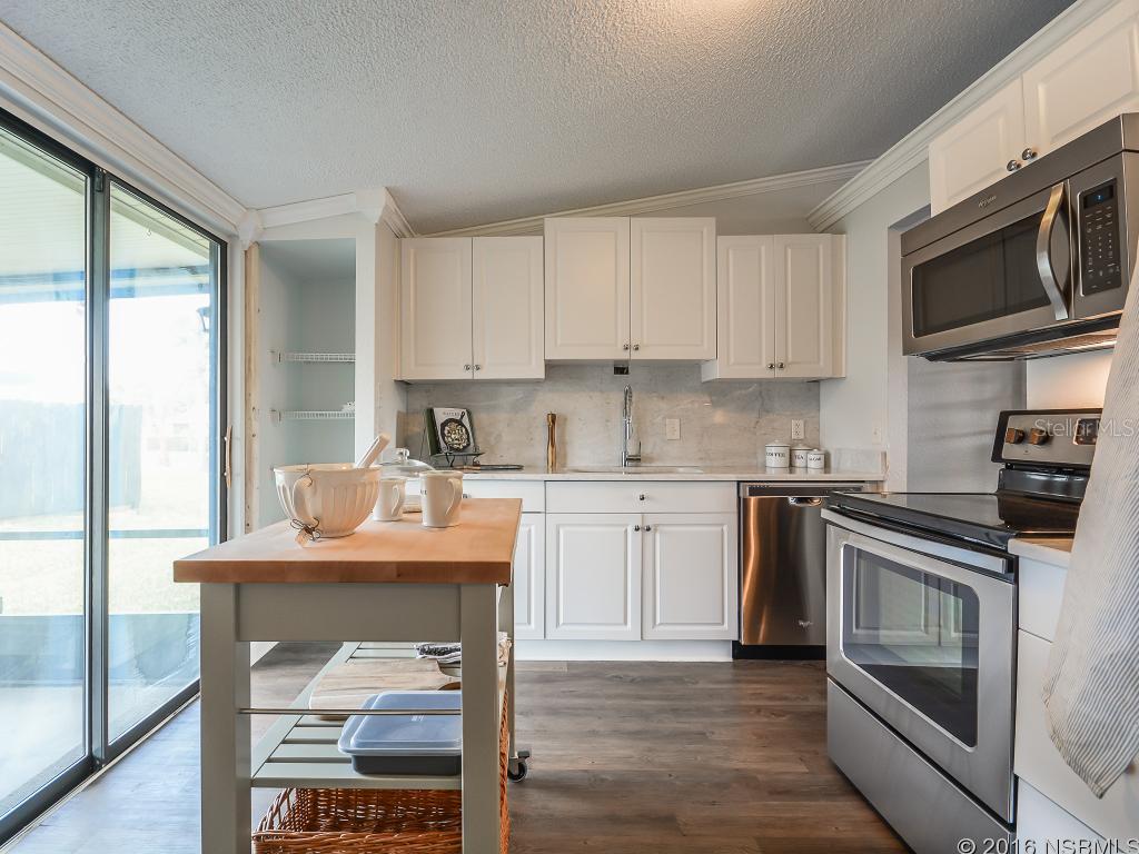 Riverwalk Condo - Residential