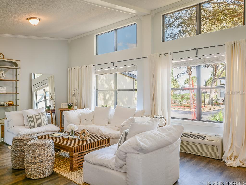 Riverwalk Condo - Residential