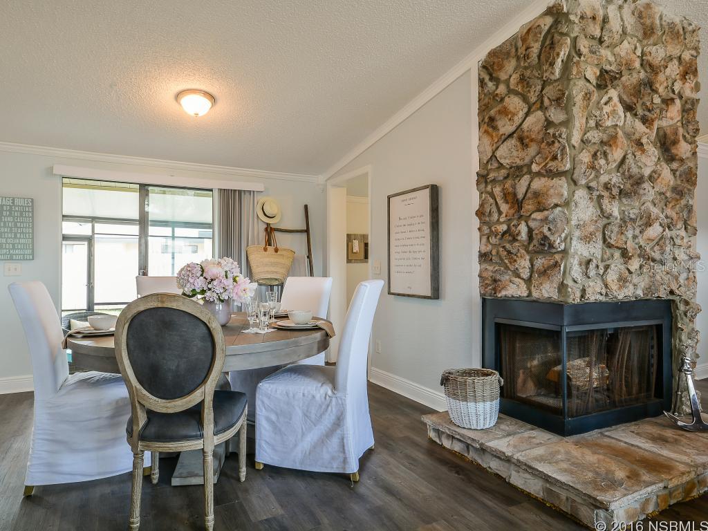 Riverwalk Condo - Residential